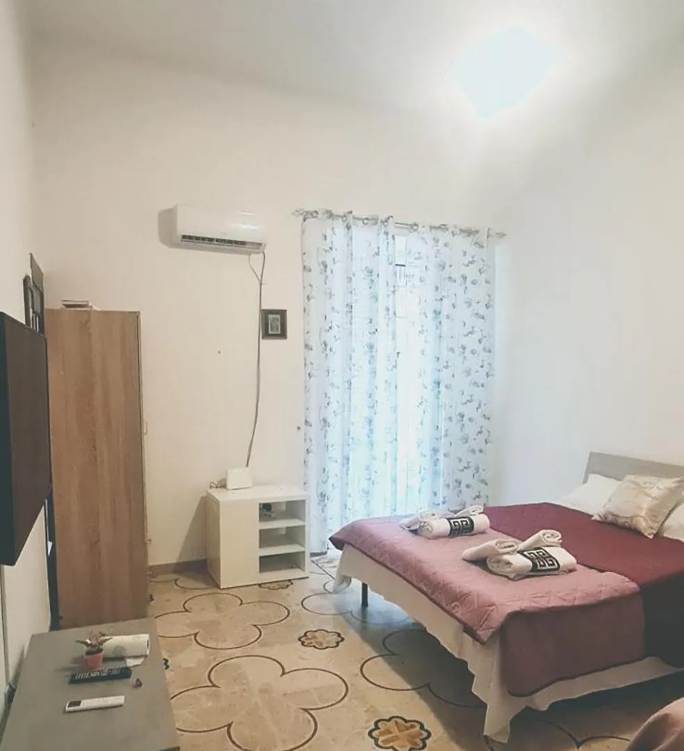 Casa Vacanze Andri Bed & Breakfast Cinisi